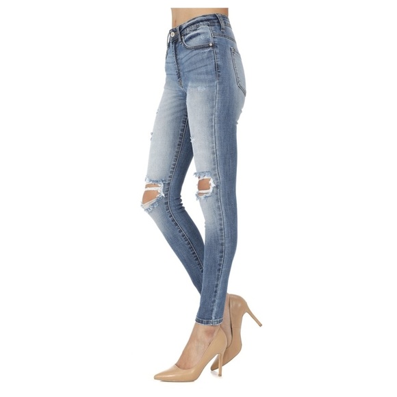 NEW- Stretchy High Rise Straight Skinny Jeans - Picture 3 of 4